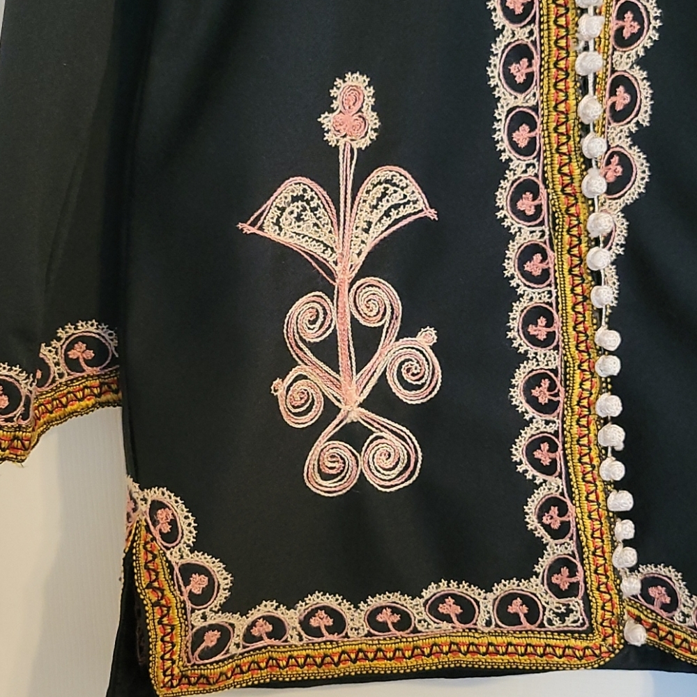 Traditional - Picture 3 of 6